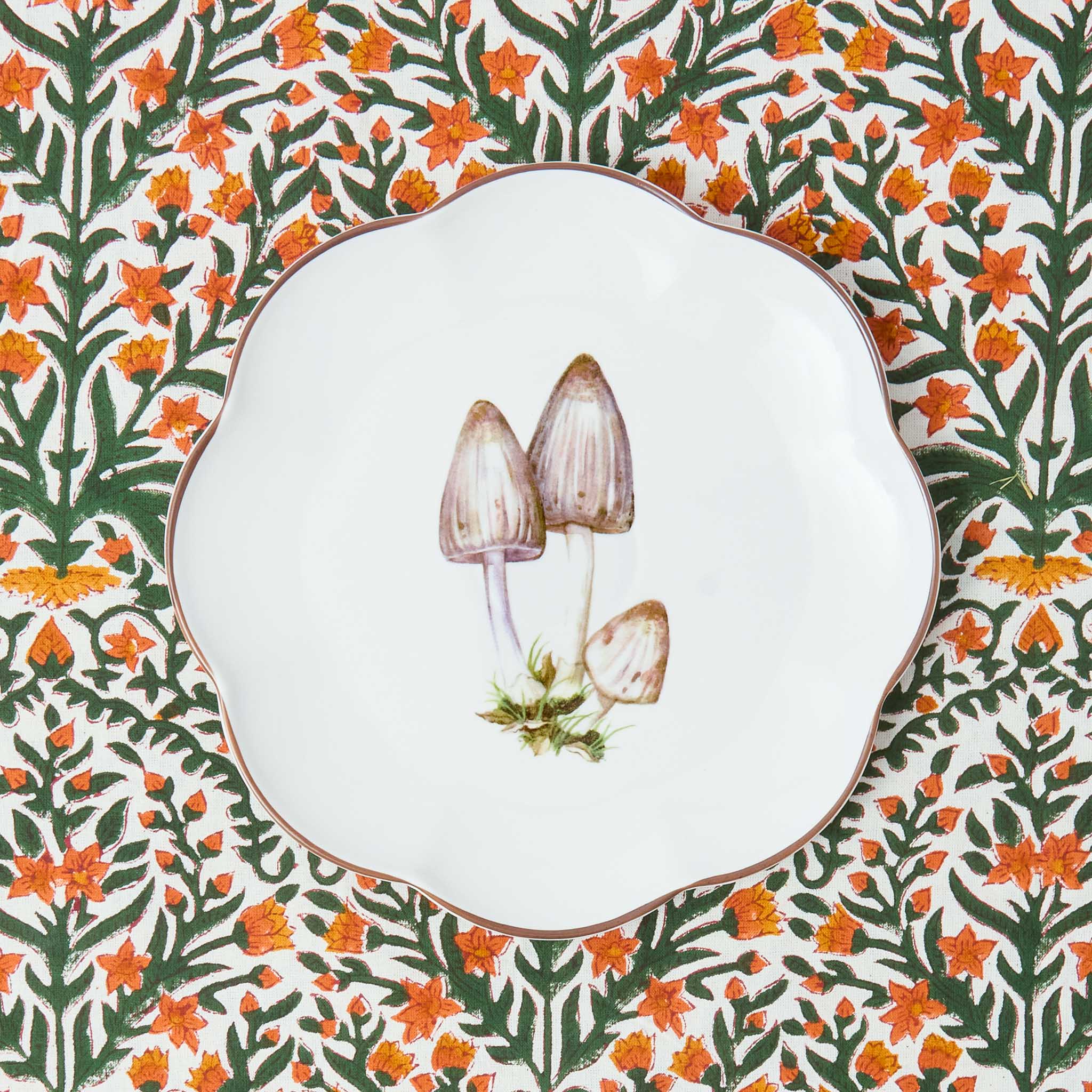 Scalloped Mushroom Starter Plates (Set of 4)
