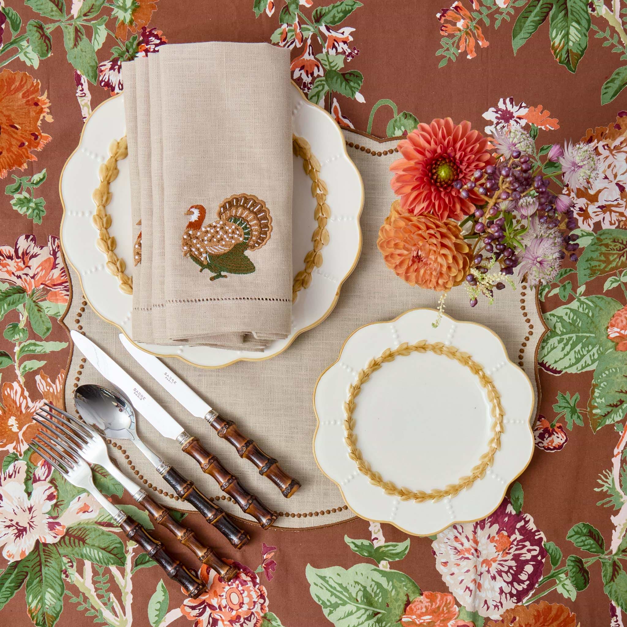 Putty Laurel Starter Plates (Set of 4)