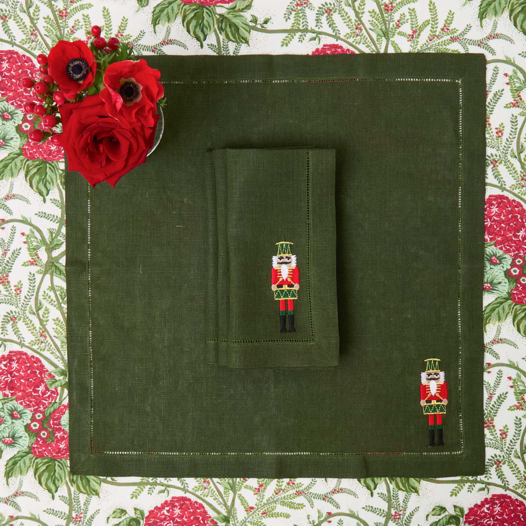 Eloise Forest Green Linen Placemats & Nutcracker Napkins (Set of 4)