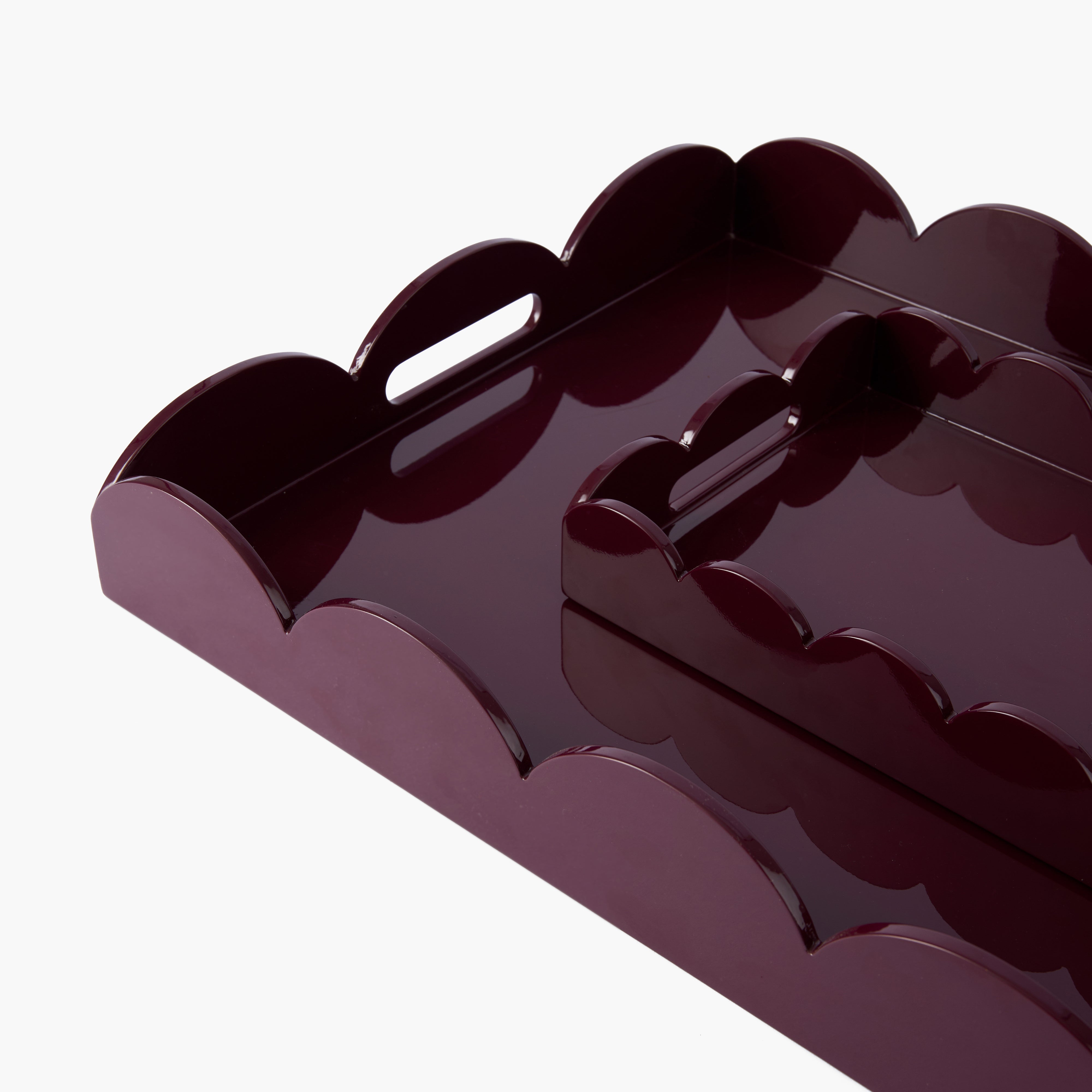 Burgundy Small Scalloped Lacquer Tray