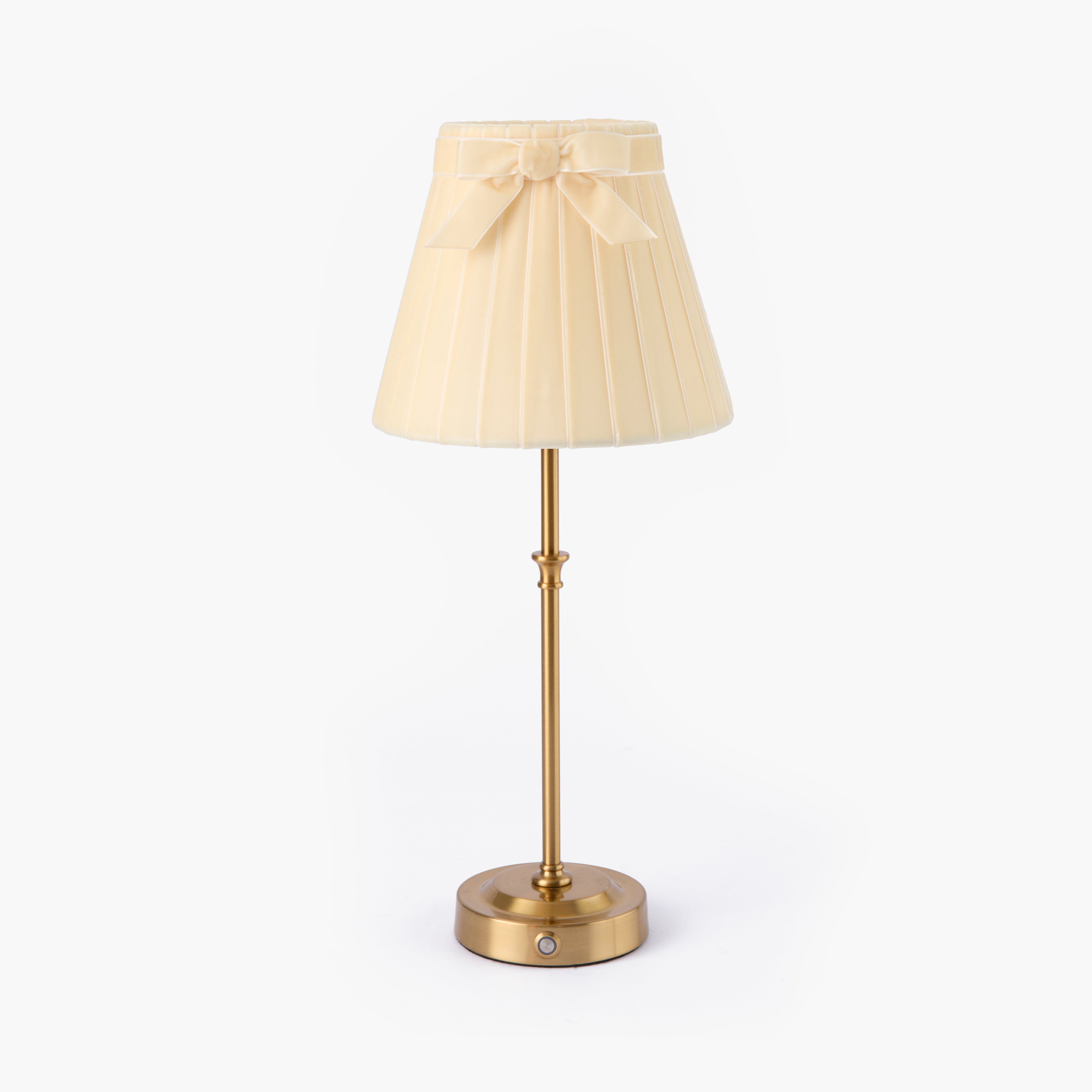 Cream Velvet Bow Lampshade (18cm)