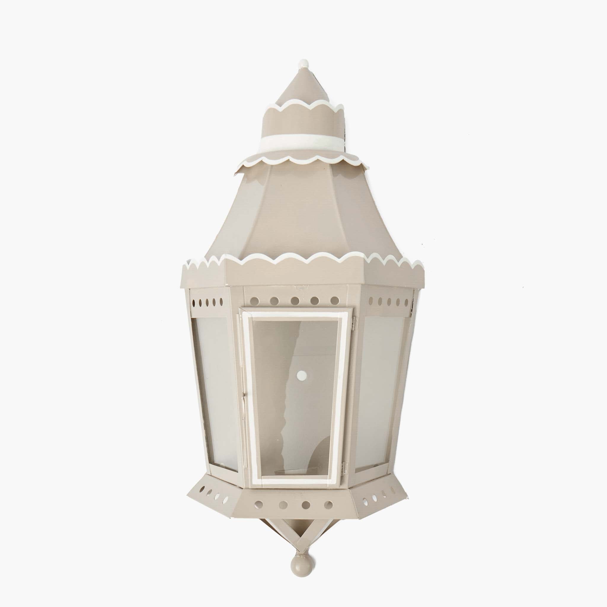 Putty Tole Wall Lantern