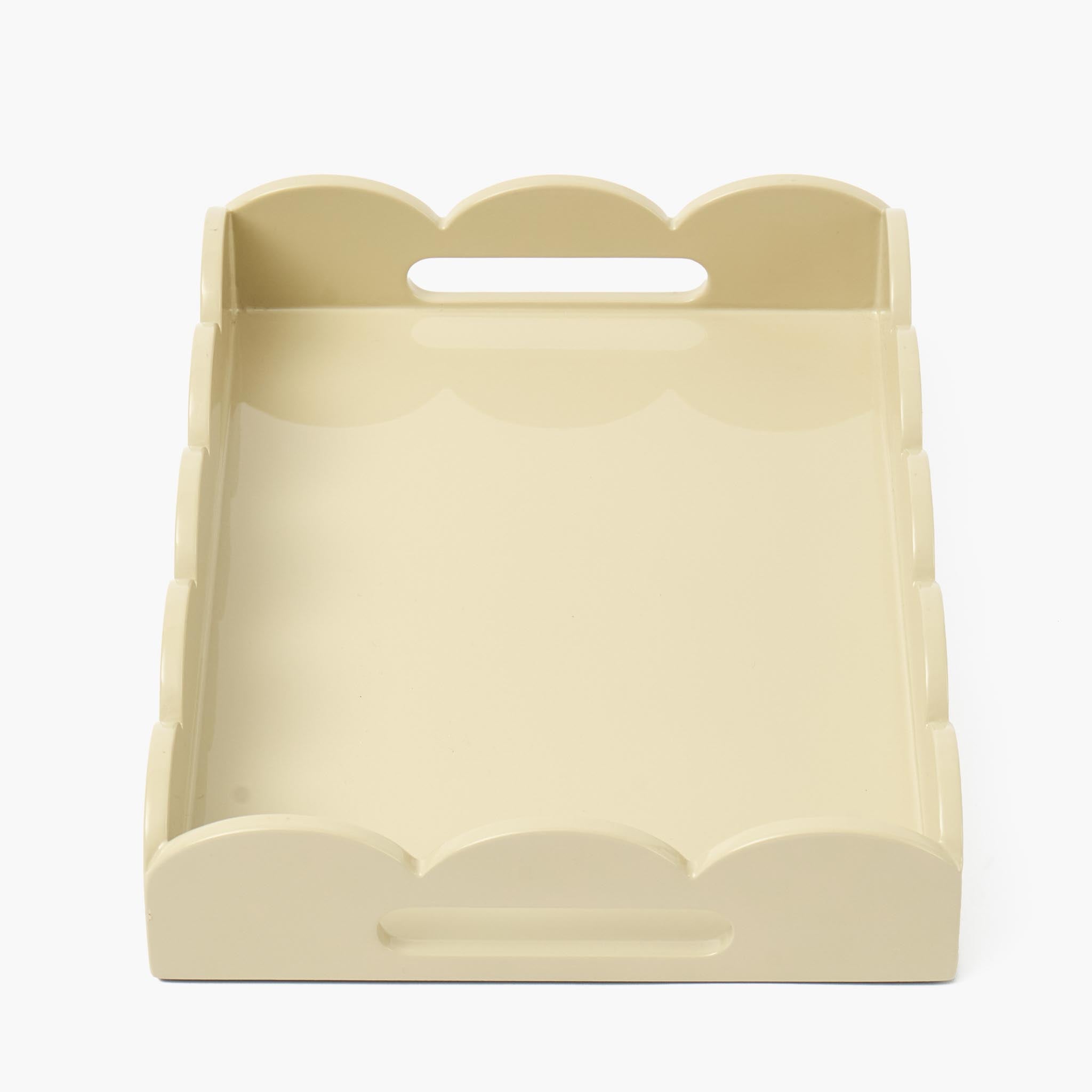Putty Small Scalloped Lacquer Tray