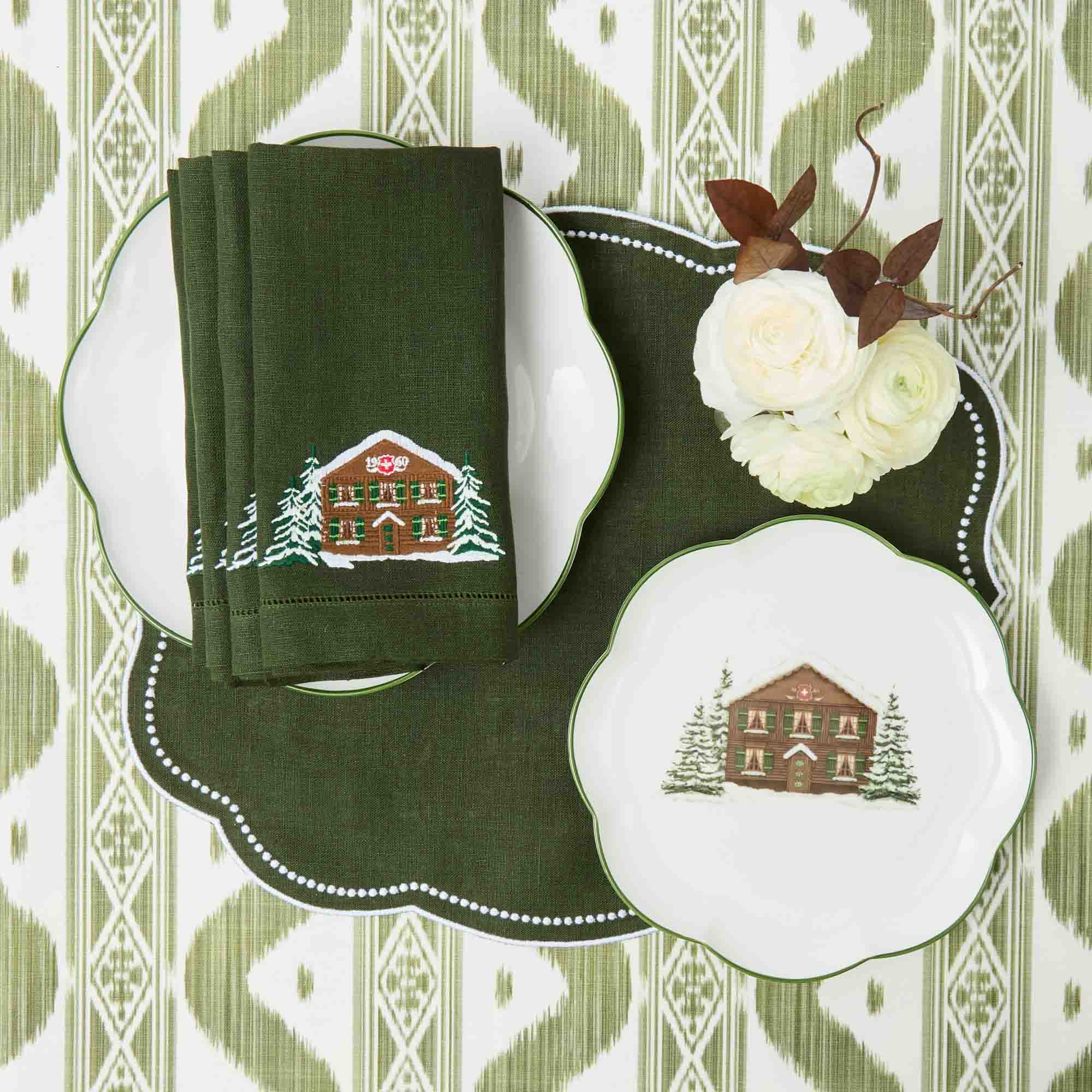 Alpine Chalet Starter Plate (Set of 4)