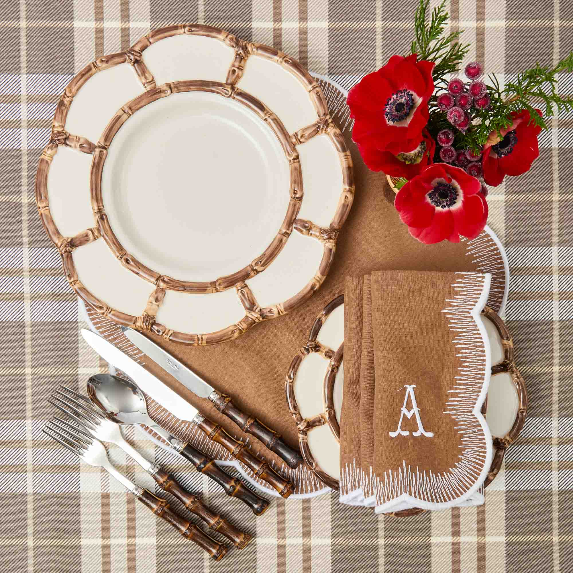 Caramel Alathea Linen Napkins (Set of 4)