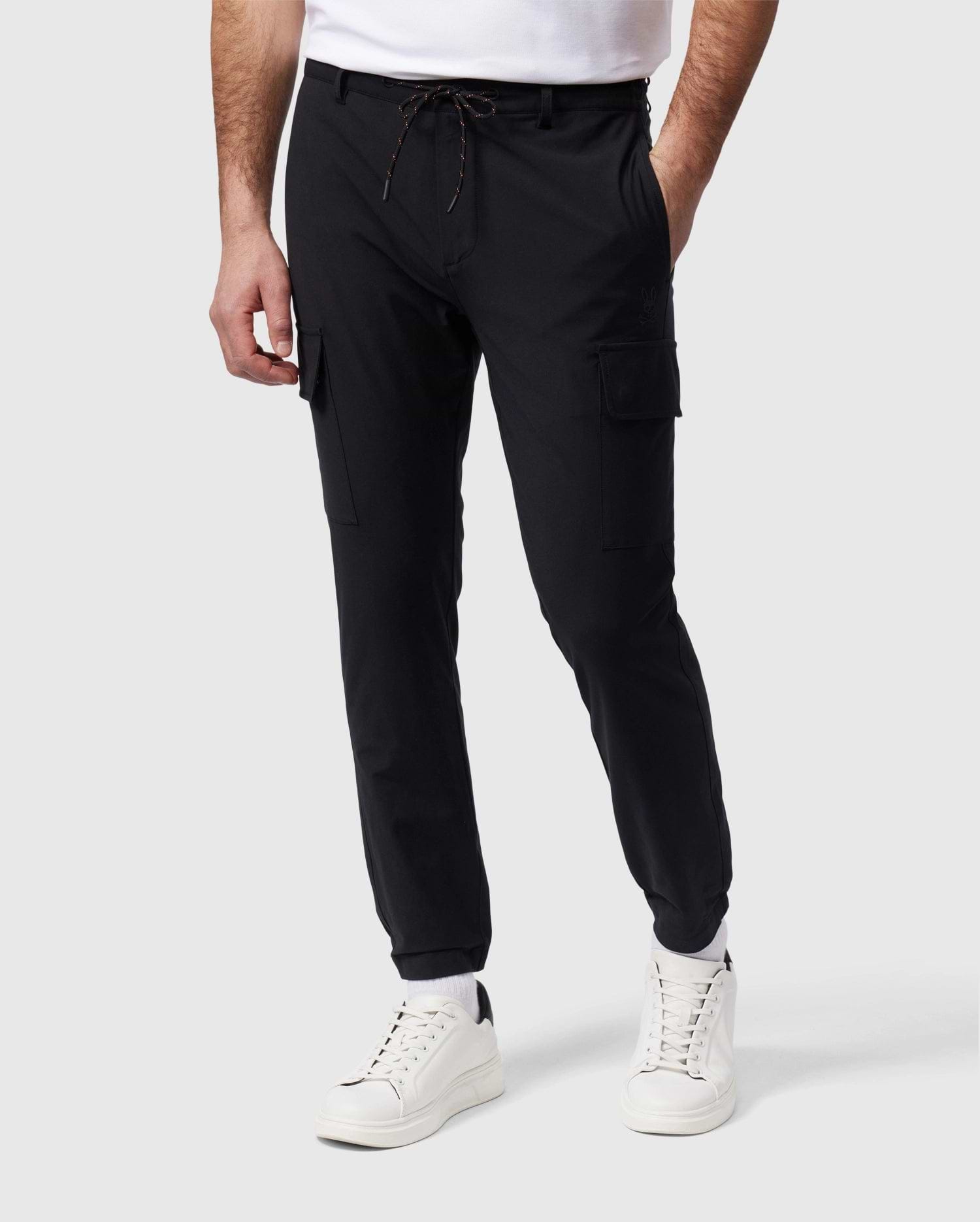 Lifemania DADDY TROUSERS（SOFT BLACK） Men's Lloyd Cargo Pant in Black | Psycho Bunny