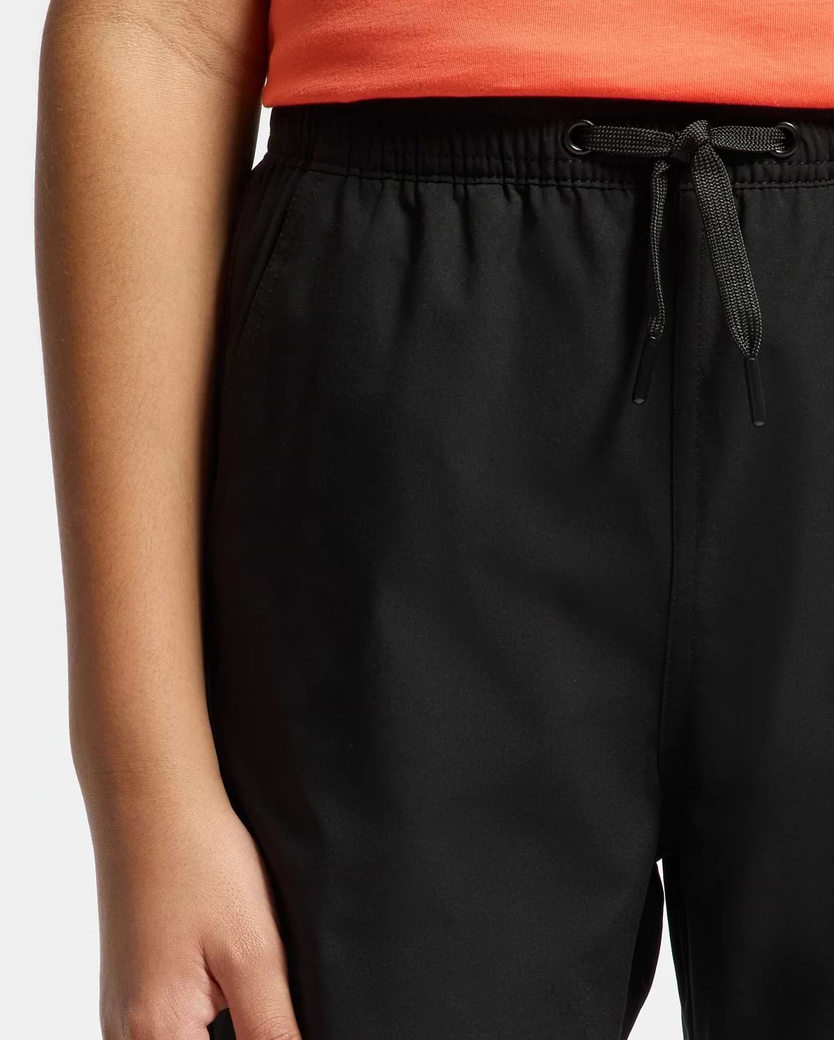 Kids | Black swim shorts with hydrochromic technology