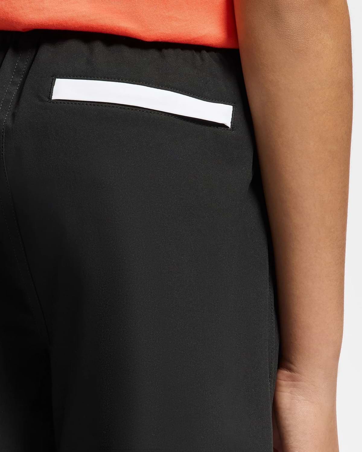 Kids | Black swim shorts with hydrochromic technology