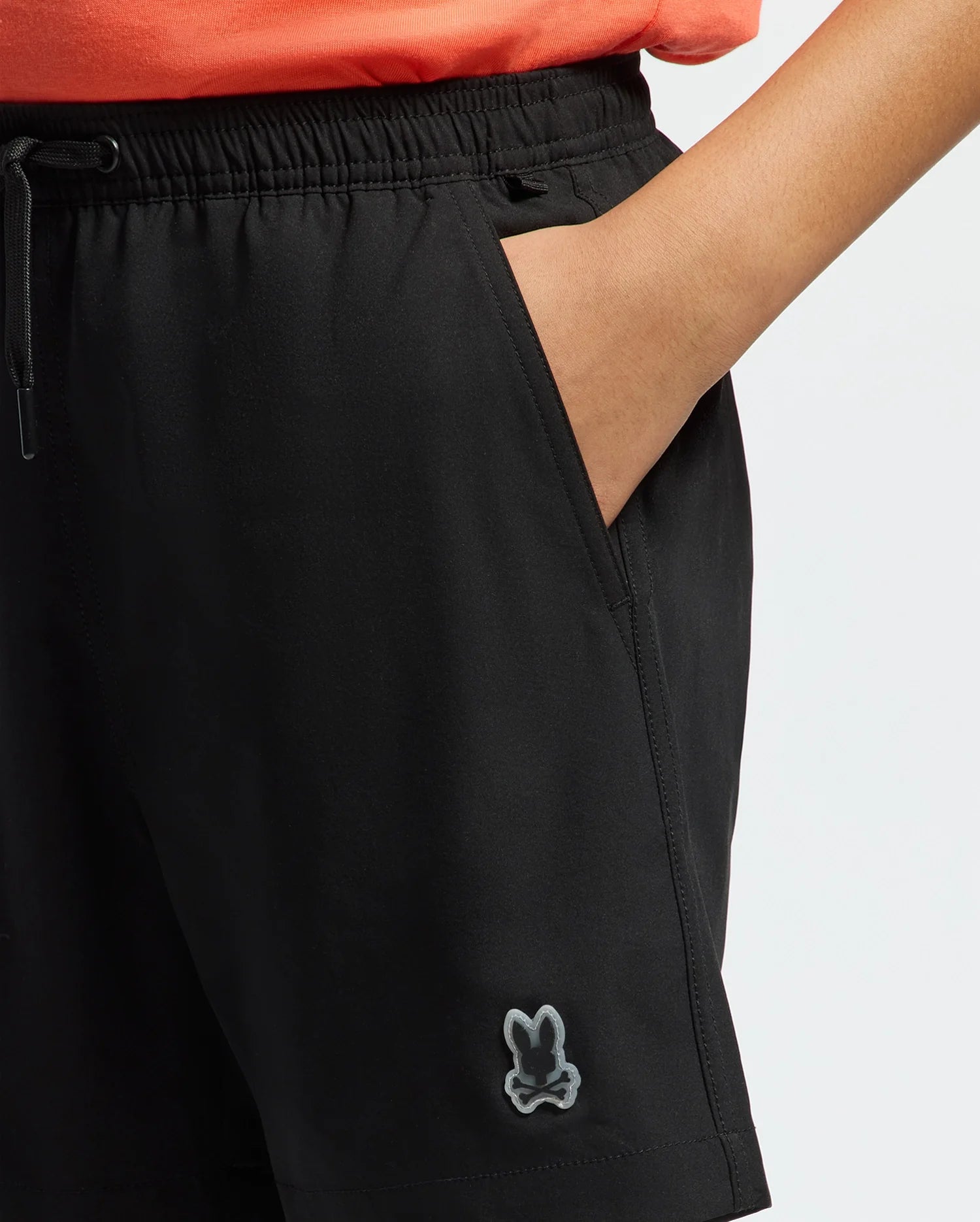 Kids | Black swim shorts with hydrochromic technology