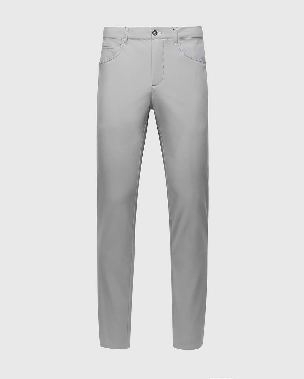 The MENS MAVERICK 10K STEP PANT - B6P788D200 by Psycho Bunny features a classic straight cut, front button and zip closure, and five-pocket styling, displayed on a light background.