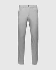 The MENS MAVERICK 10K STEP PANT - B6P788D200 by Psycho Bunny features a classic straight cut, front button and zip closure, and five-pocket styling, displayed on a light background.