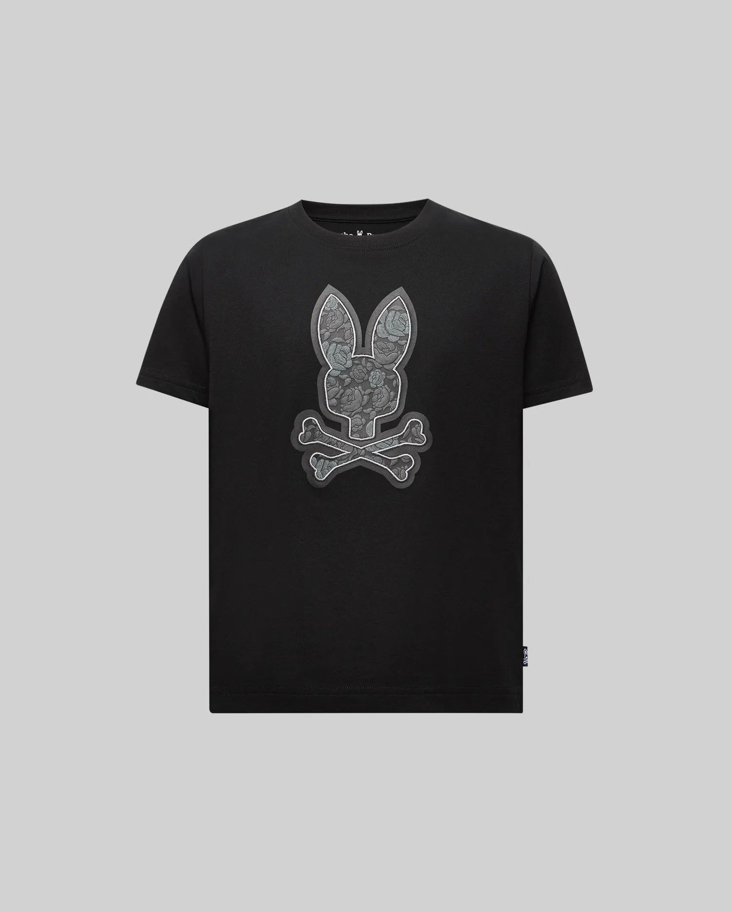 The Psycho Bunny KIDS ROWEN BUNNY GRAPHIC TEE (KT0200058) features a bold bunny head above crossed bones on light gray Pima cotton, crafted in Peru. (5)