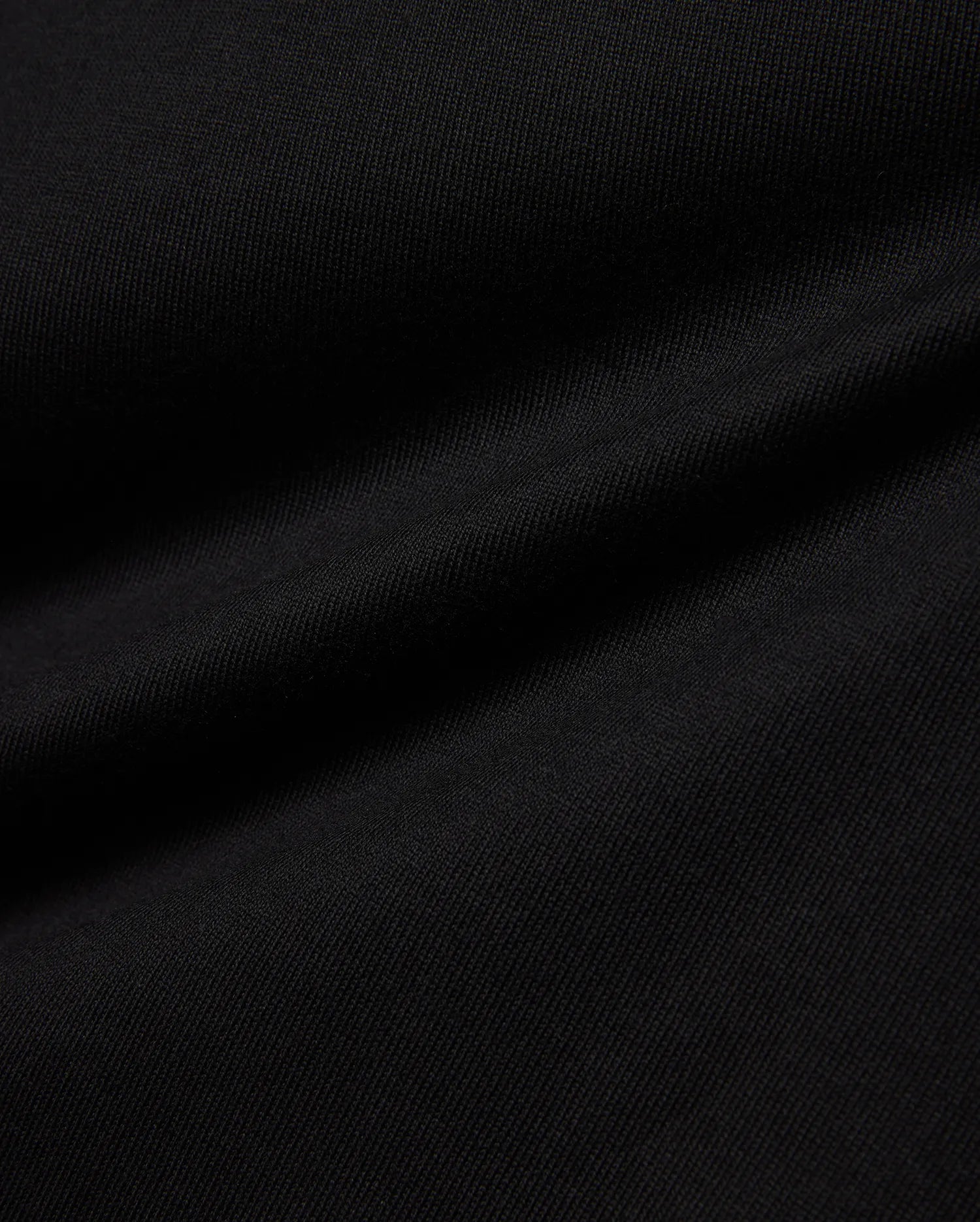 Kid's Norman Longsleeve Oversized Tee, a premium black jersey knit garment from Psycho Bunny, offering a soft texture and relaxed fit for ultimate comfort. (6)