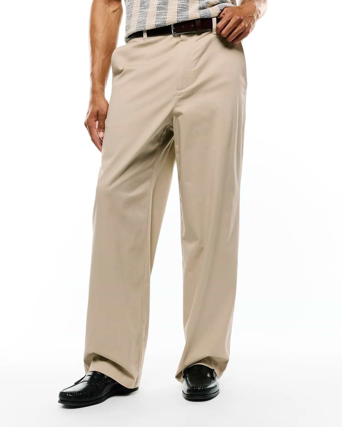 Psycho Bunny Mens Aidan Chino Pant in versatile khaki, a relaxed fit style crafted from smooth cotton twill fabric, featuring a clean flat front and classic straight leg silhouette.