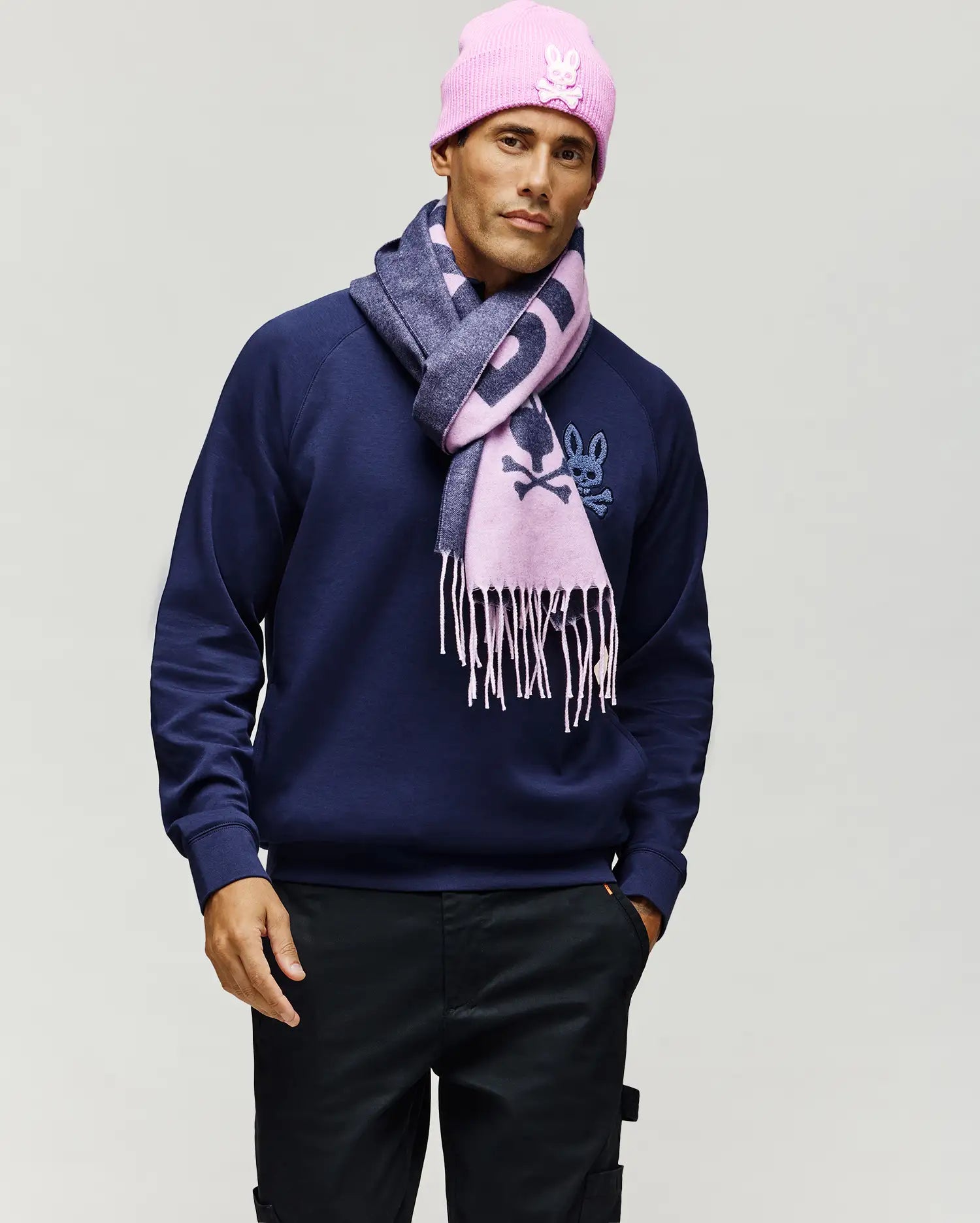 ÉCHARPE HUGH AVEC LOGO LETTRÉ 