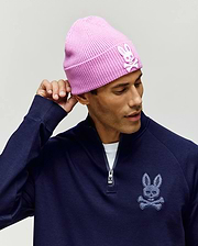 TUQUE AVEC ÉCUSSON EN CHENILLE