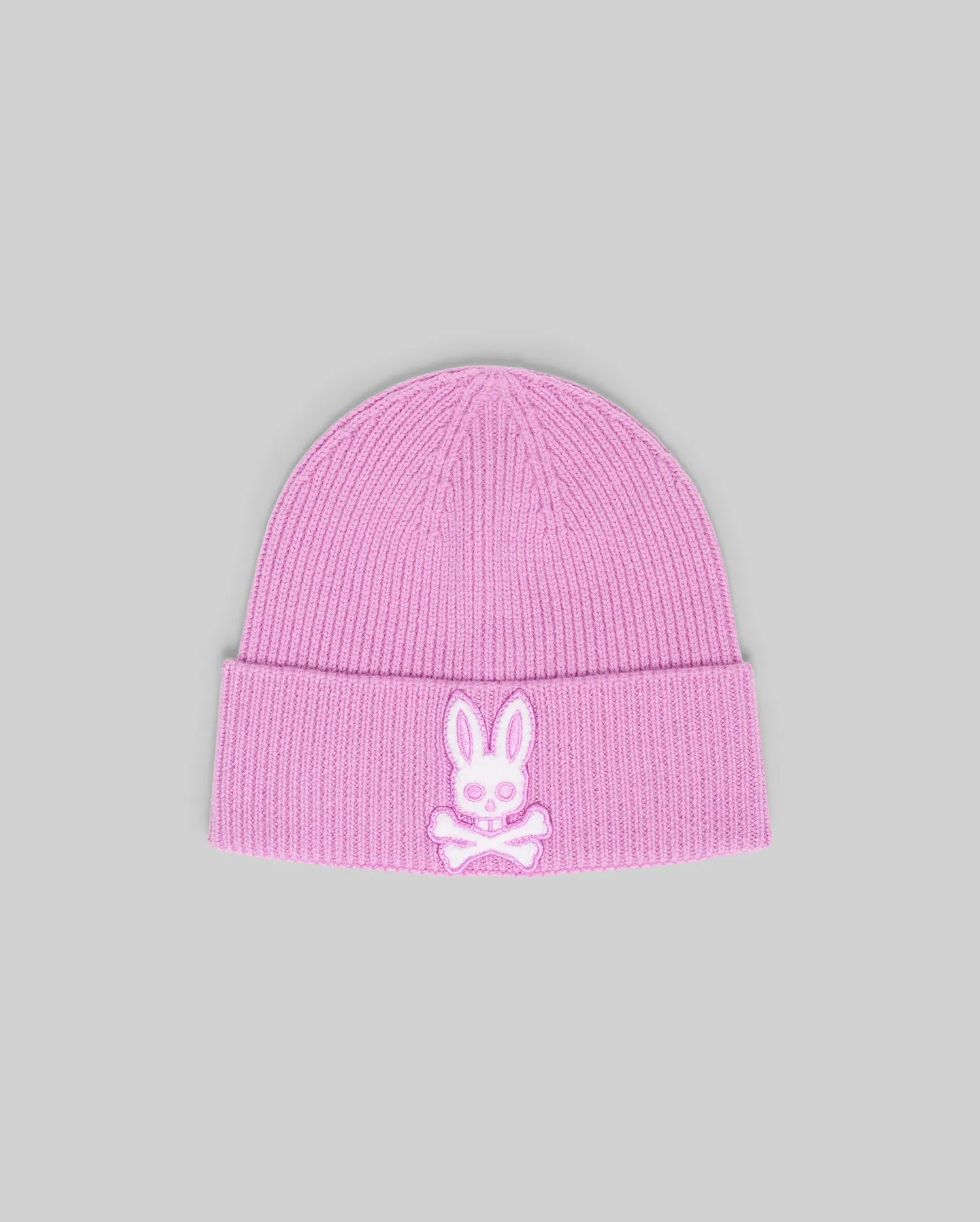 TUQUE AVEC ÉCUSSON EN CHENILLE