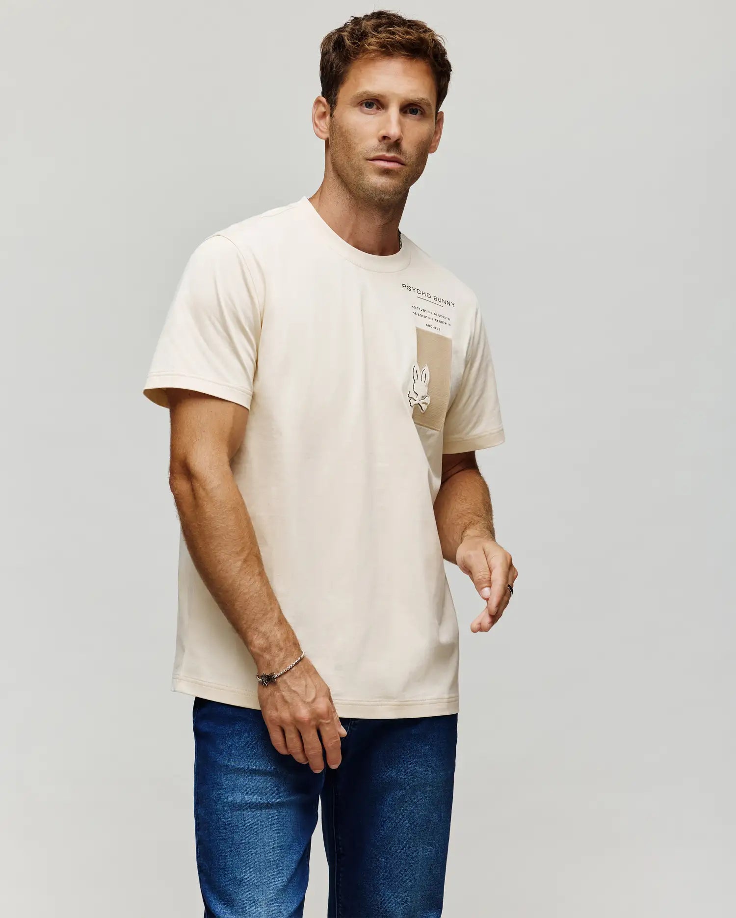 MENS SUMMIT GRAPHIC TEE view 4