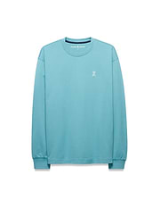 Men's Norman Longsleeve Oversized Tee in aqua blue, featuring a smooth jersey knit, an oversized fit, and a small white embroidered Psycho Bunny skull logo on the left chest with navy neck tape. (5)