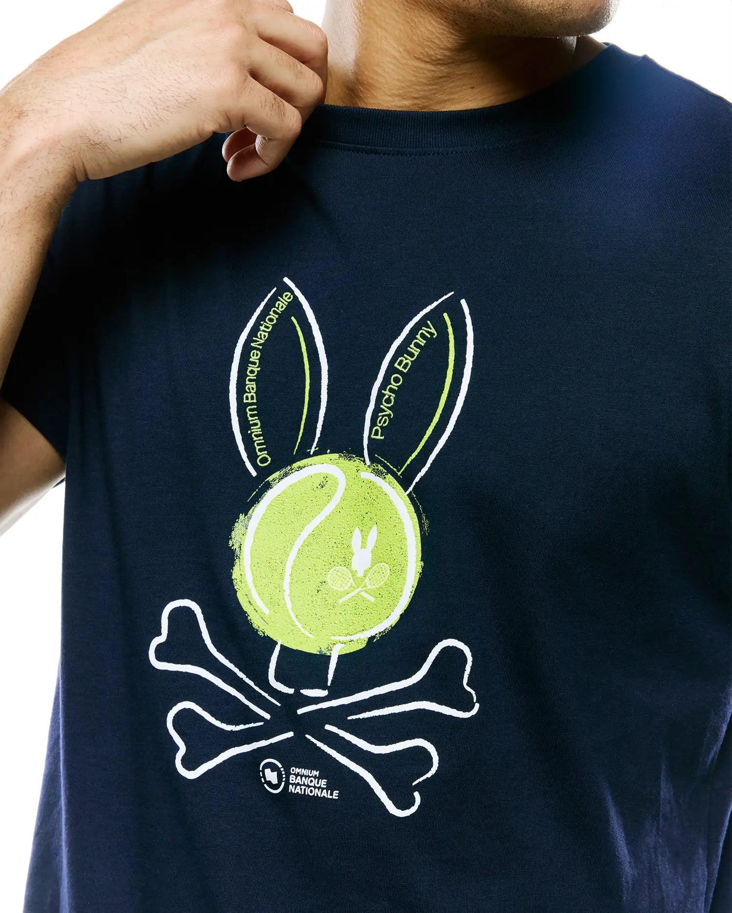 MENS TENNIS BUNNY GRAPHIC TEE (FR) - MT0200527