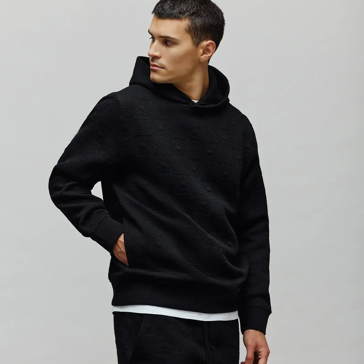 sweatshirts & hoodies
