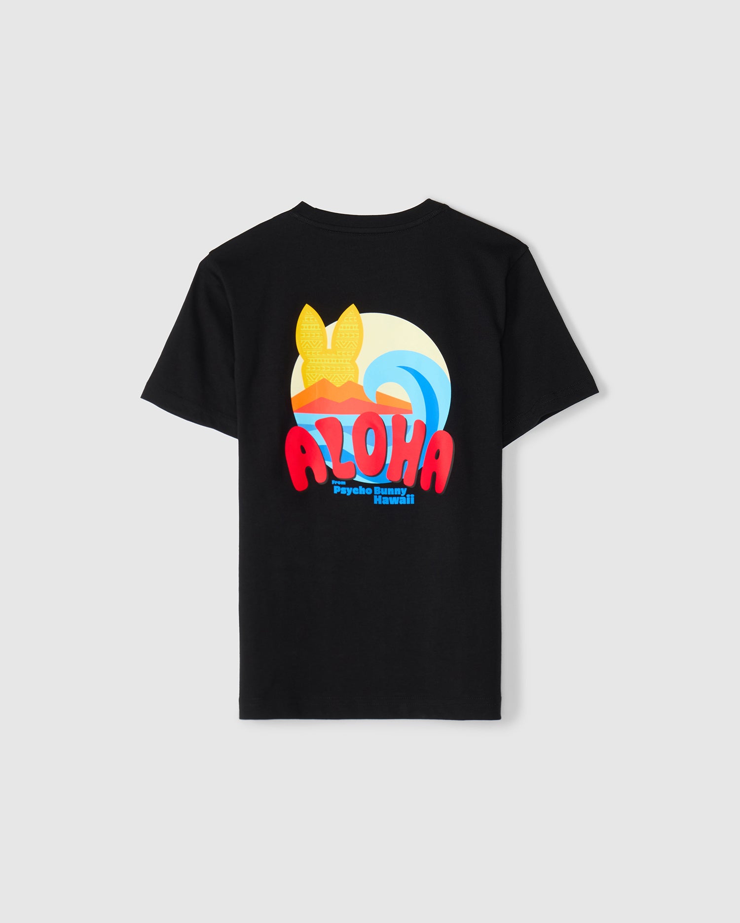 This KIDS HAWAII CITY TEE by Psycho Bunny, B0U169Y1PC, is made from soft Pima cotton and features a vibrant back print of a sunset, palm trees, and "ALOHA" in bold red with blue accents. It's perfect for capturing the laid-back vibe of Hawaii.