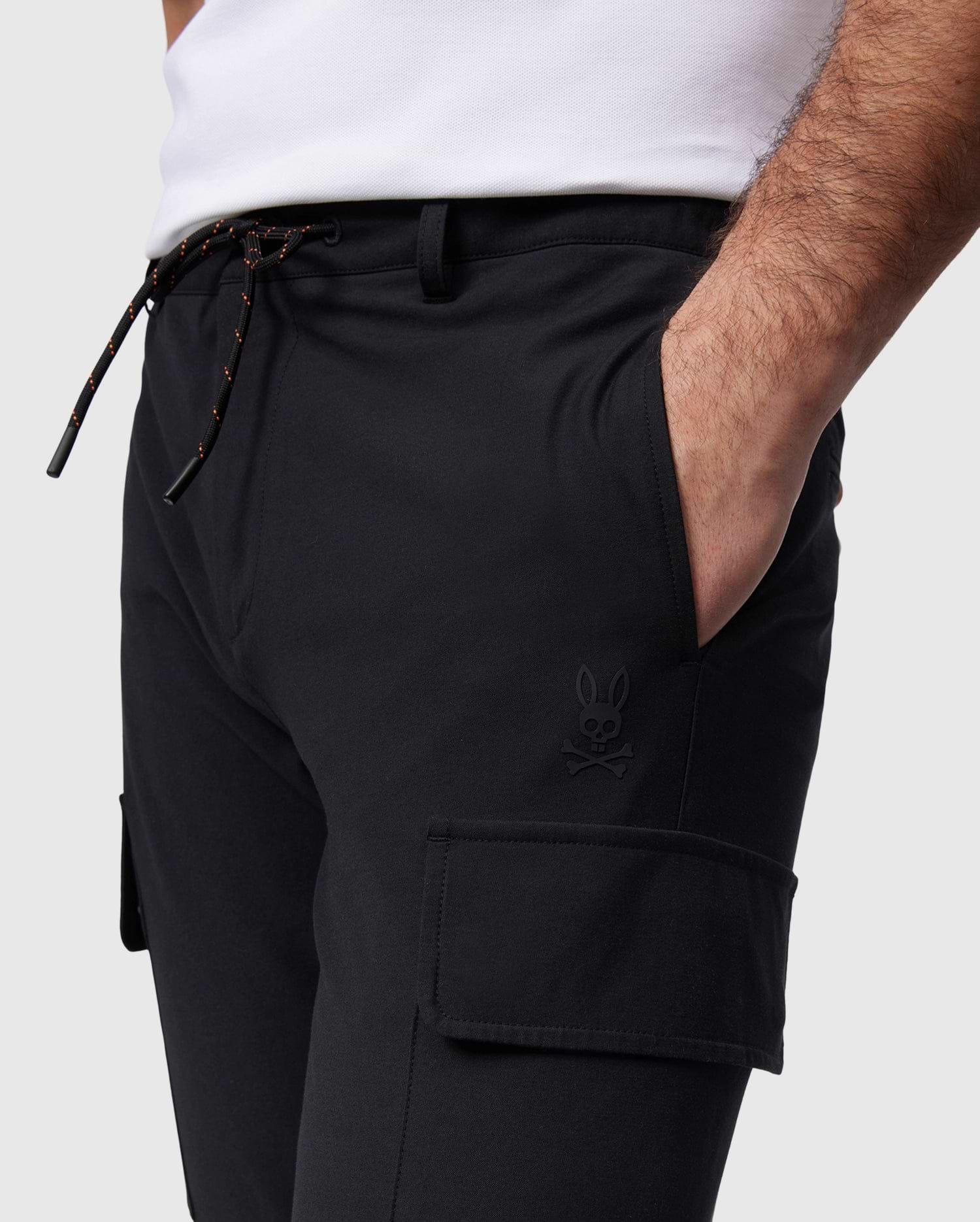 Men's Lloyd Cargo Pant in Black | Psycho Bunny