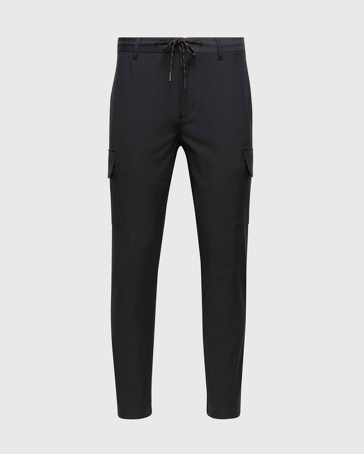 The MENS LLOYD CARGO JOGGER - B6P159B200 by Psycho Bunny are black with a slim fit design, featuring elasticized cuffs and an adjustable drawstring waistband. These joggers have utilitarian pockets on the sides and offer a sleek, modern look. The product is showcased against a white background.