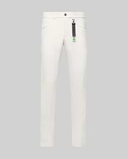 Mens Maverick 10k Step Pant in white, featuring a straight fit, smooth fabric, and a small embroidered neon green Psycho Bunny skull logo on the right hip. A black and neon green branded keychain hangs from a belt loop.