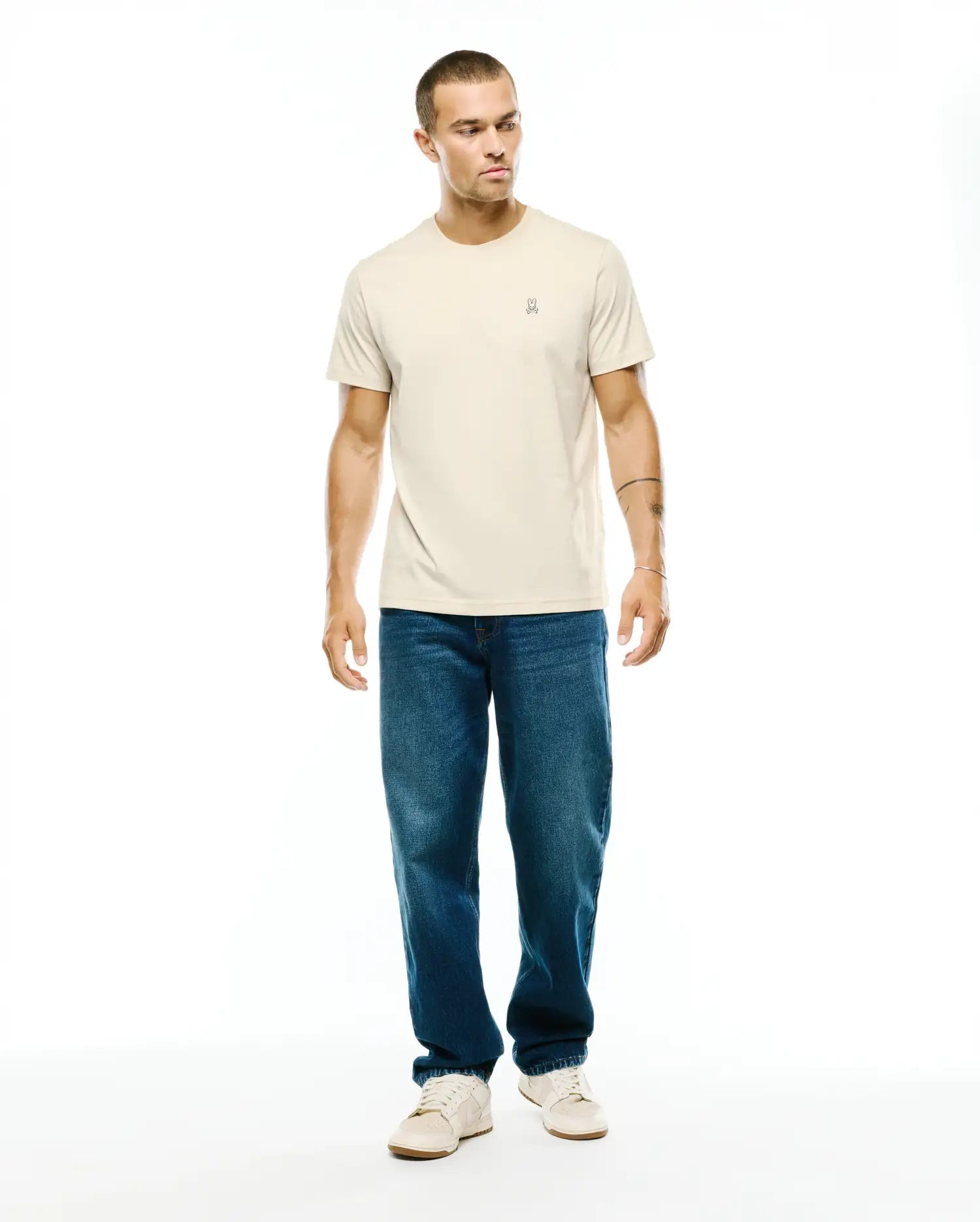 MENS CLASSIC CREW NECK TEE view 4