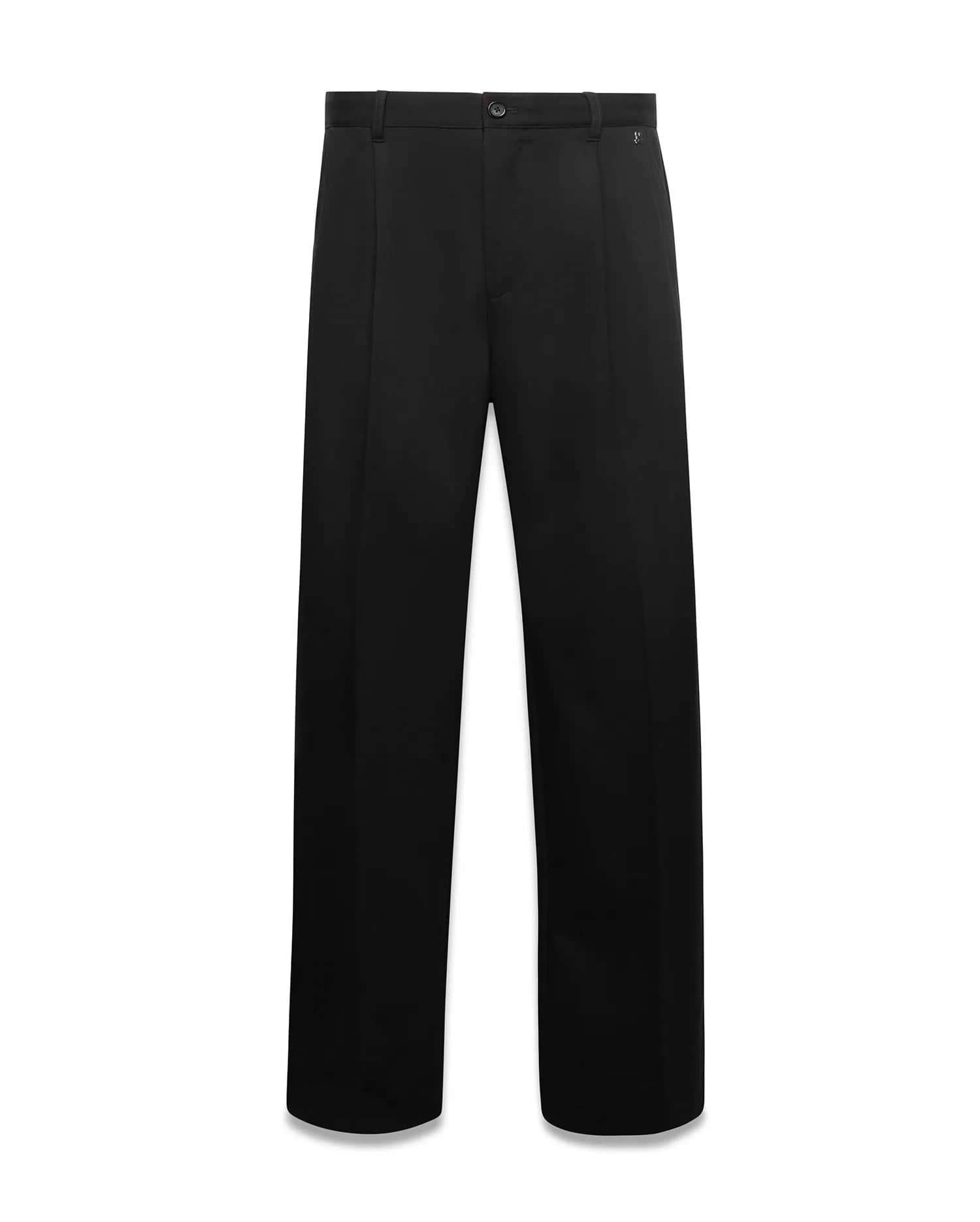 Men's Wayde Wide-Leg Pleated Pants in black, featuring a relaxed wide-leg fit, crisp front pleats, and a subtle embroidered Psycho Bunny skull logo near the right hip. (5)