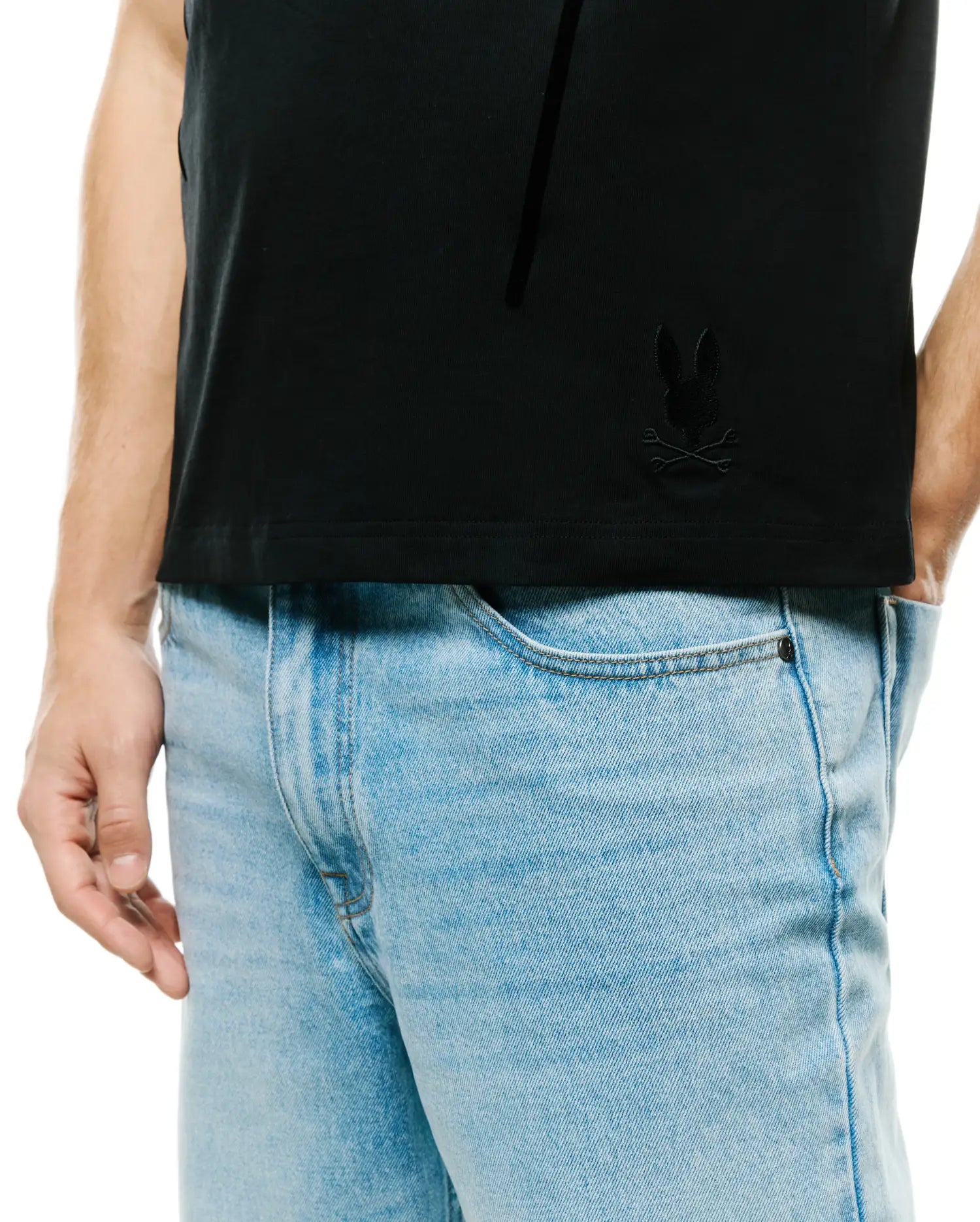Mens Soren Graphic Tee, black classic fit jersey knit with a subtle vertical graphic and a small tonal embroidered Psycho Bunny skull logo on the left chest. (3)