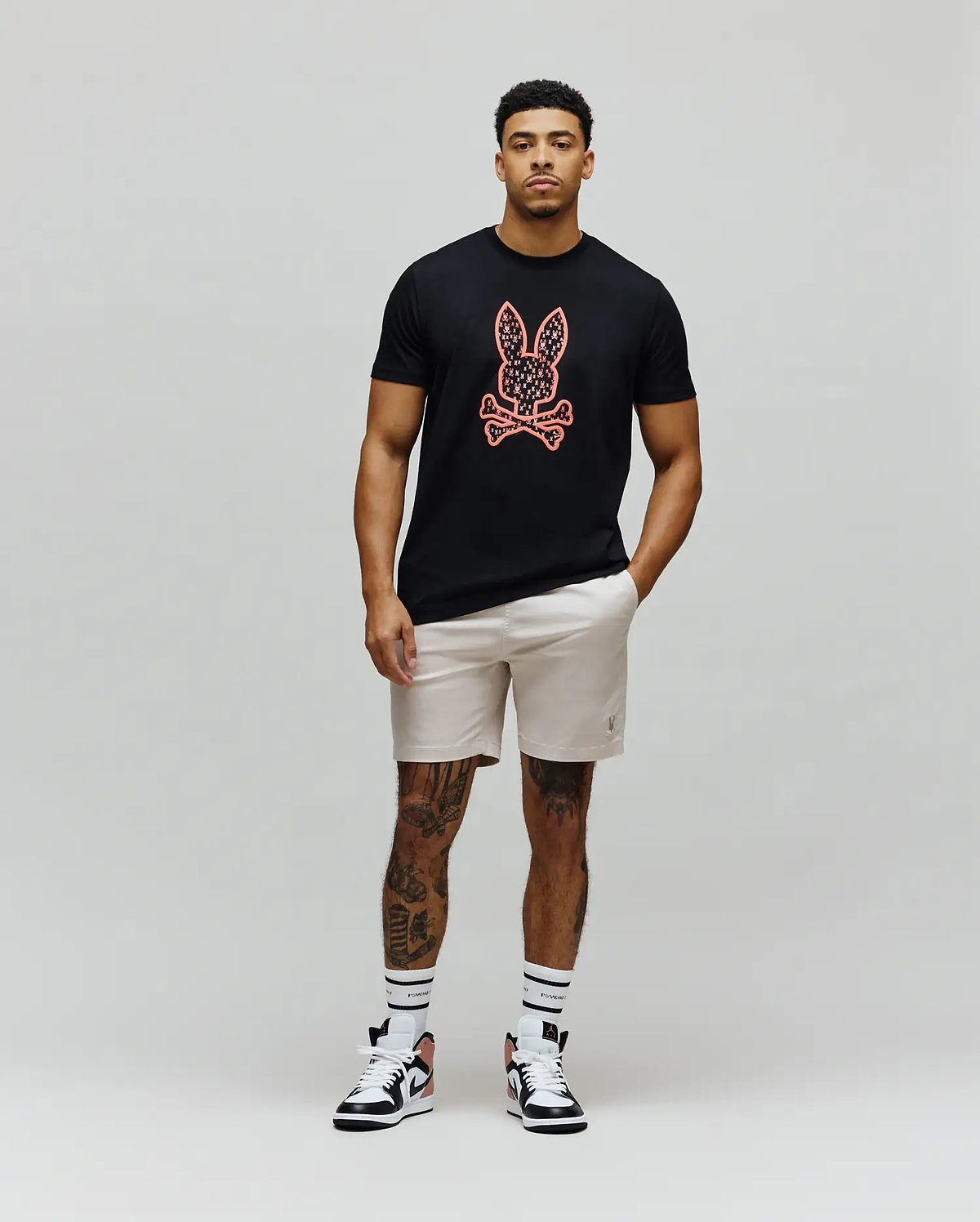 MENS NEV BUNNY GRAPHIC TEE - MT0200198