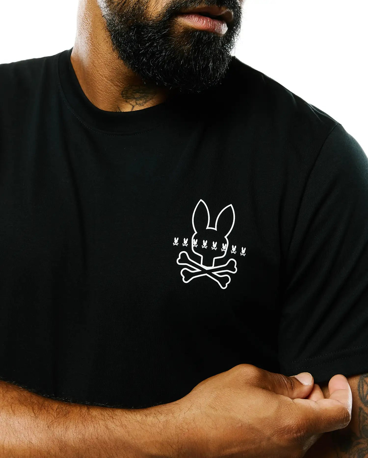 Mens Piers Pima Cotton Back Graphic Tee. Black classic fit Pima cotton jersey t-shirt with a large white outline Psycho Bunny skull and crossbones chest graphic, detailed with smaller bunny skulls.