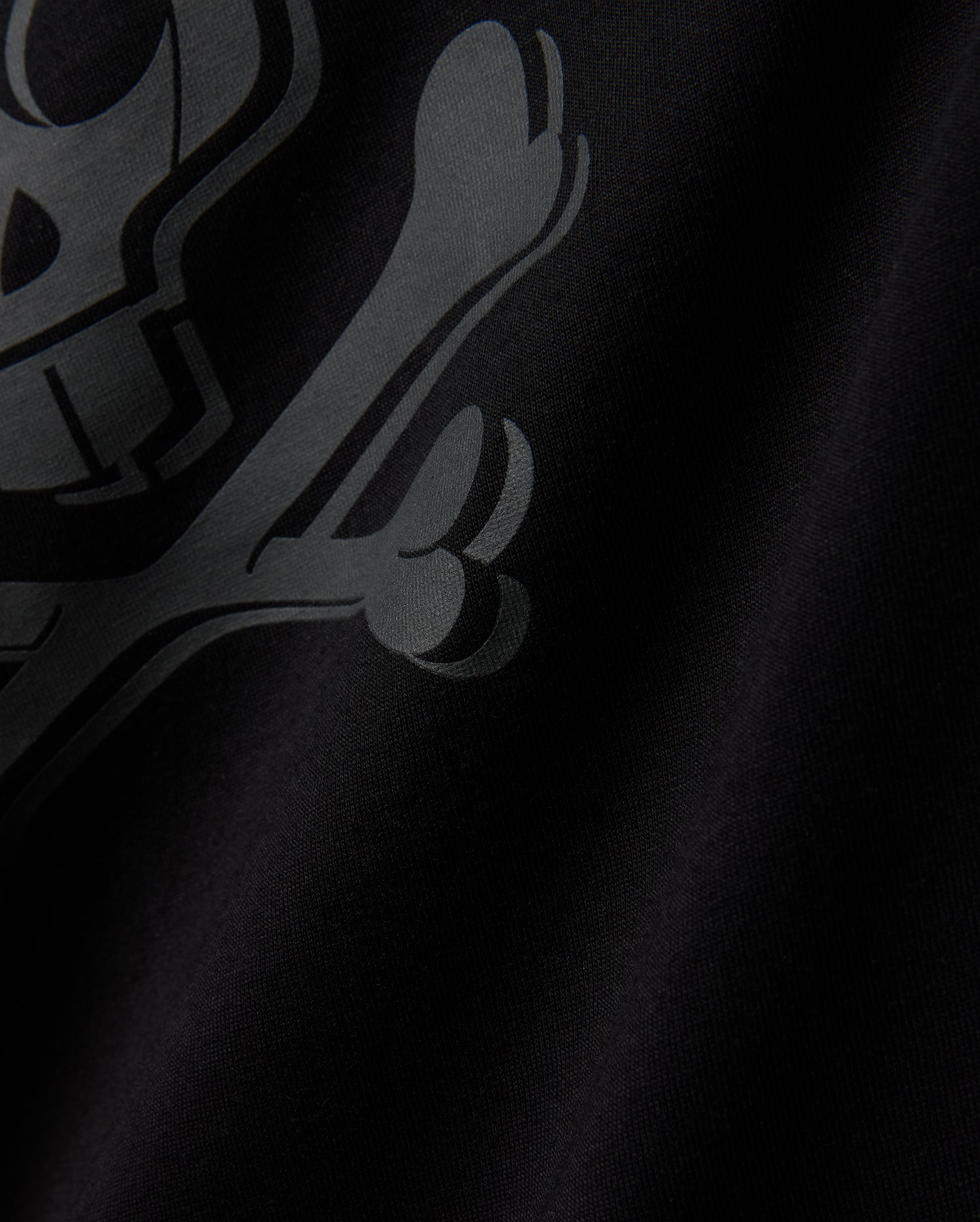 MENS SERGE GRAPHIC TEE view 4