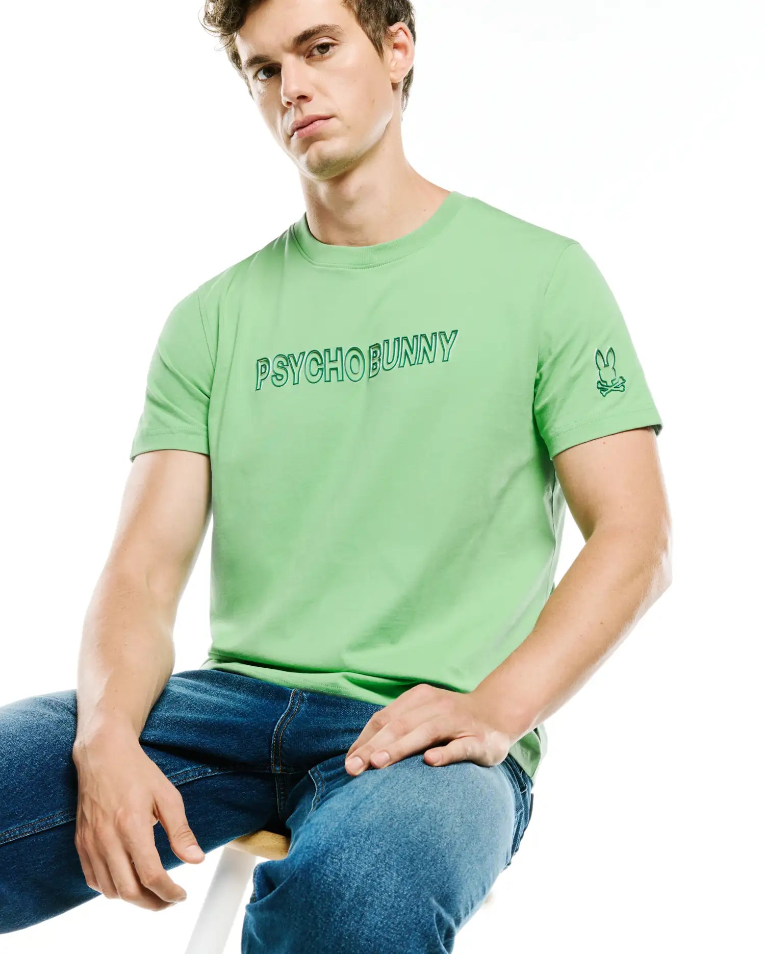 HERREN-T-SHIRT MIT JOJI-WORTMARKEN-GRAFIK – MT0200409 Ansicht 3