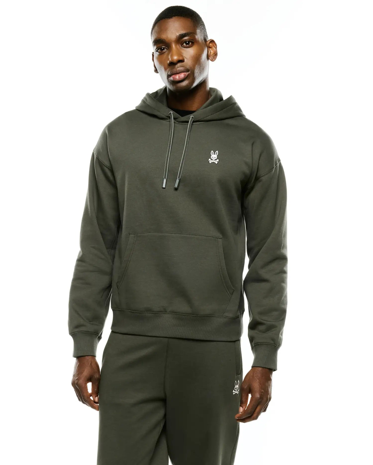 Sweatshirts & hoodies