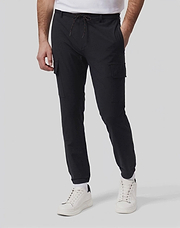 Mens Lloyd Cargo Pant in Black durable cotton twill, featuring a relaxed fit, multiple utility pockets, and a small embroidered Psycho Bunny skull logo on the left cargo pocket.