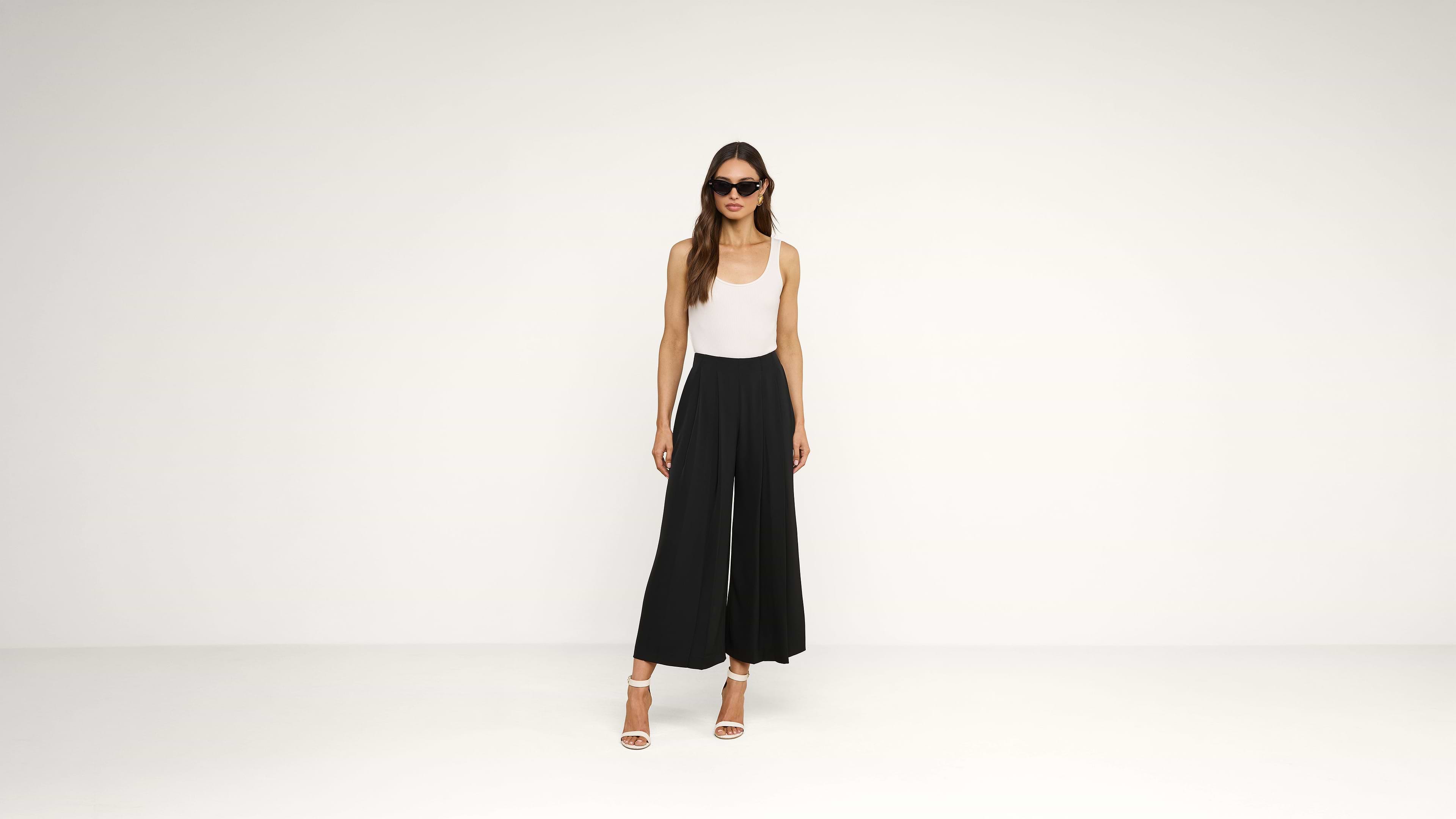 Novalynn Cropped Pleated Pant in Black | L'AGENCE