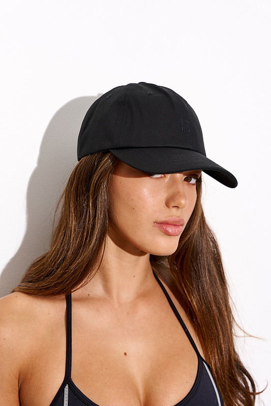 B- HAT BLACK