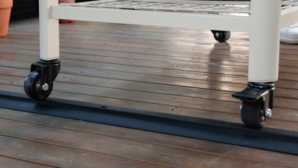 Low-Profile Entrance
