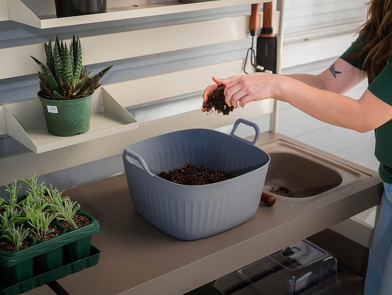 Potting Bench Use
