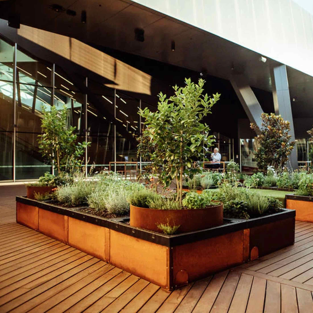 Foodcube Slim: Self-Watering Raised Garden Bed–Vego Garden