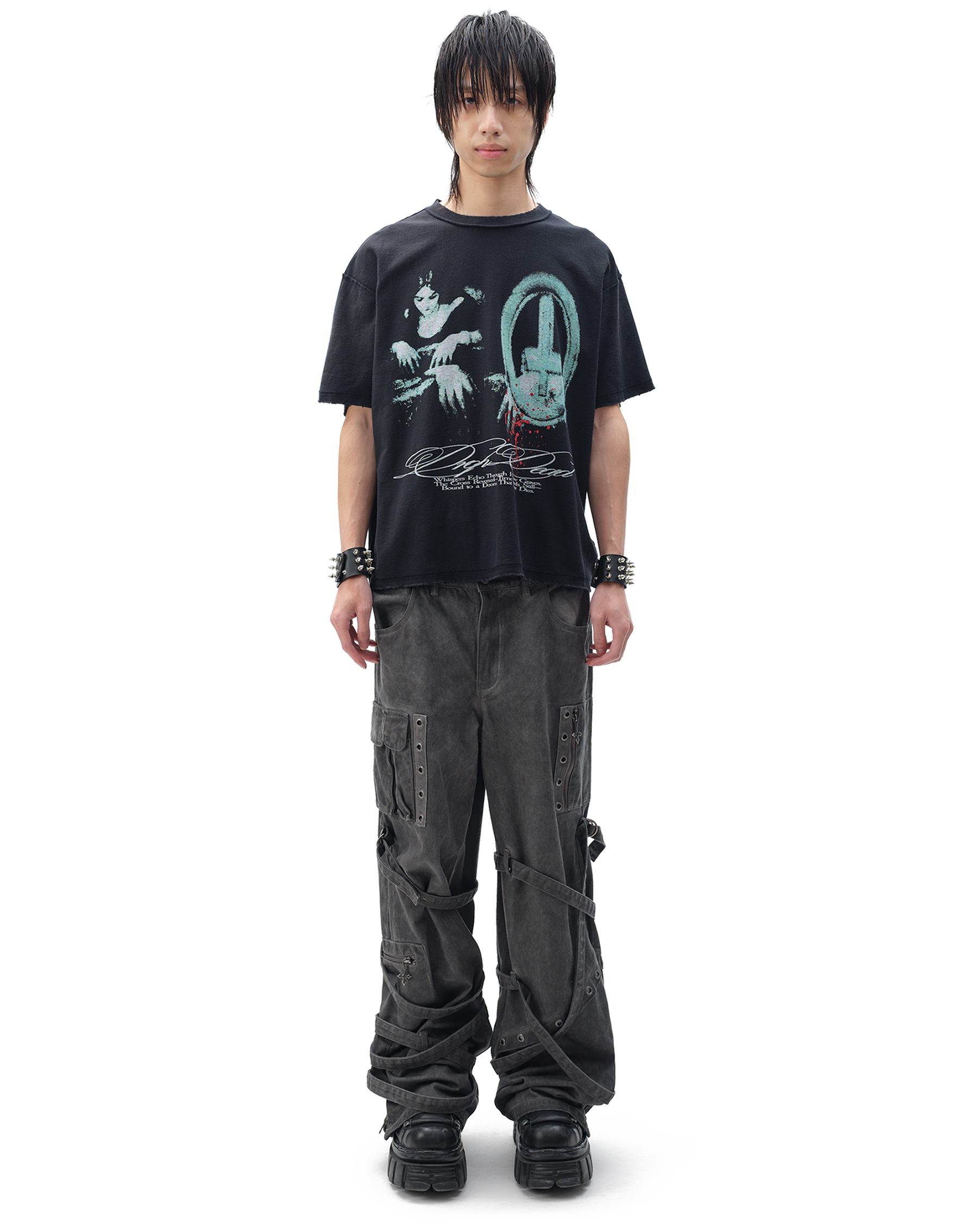 Drop Dead Hollow Grave Ecom -- Man