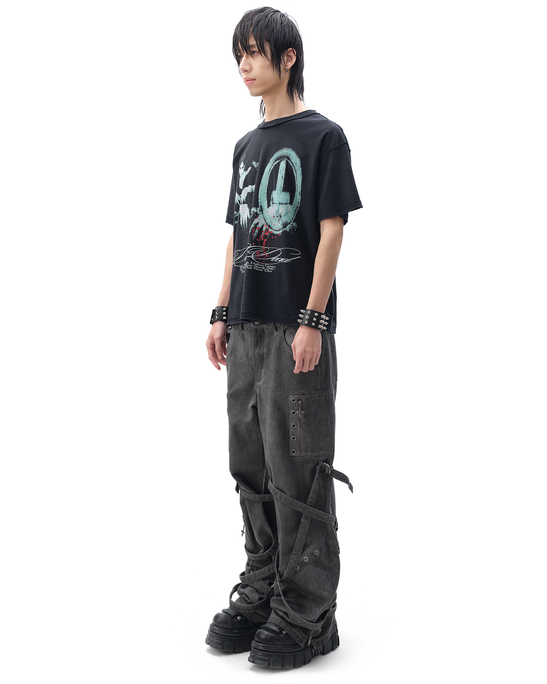 Drop Dead Hollow Grave Ecom -- Man