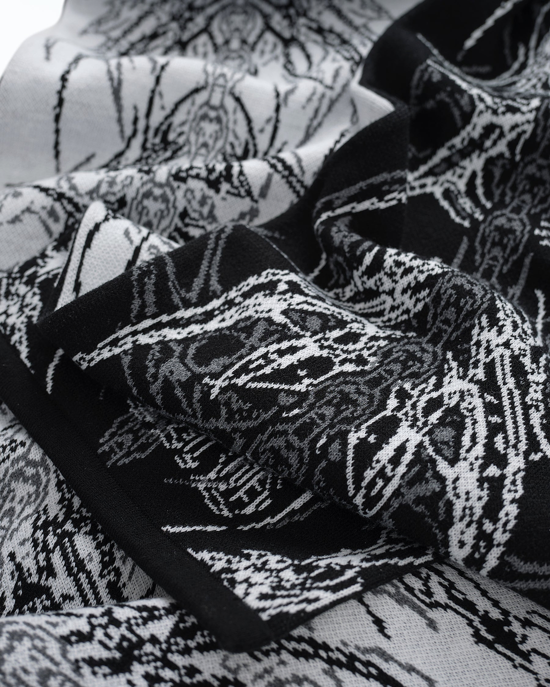 Severed Scarf