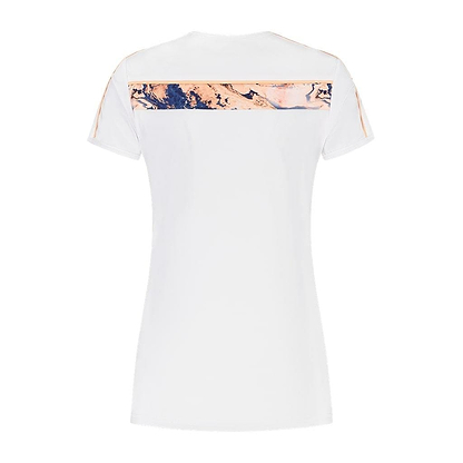 The K-Swiss Hypercourt Crew Tee 3 Women's Badminton T-Shirt in white showcases a back view with a horizontal marble-patterned stripe in black, pink, and beige across the upper back and sleeves. This t-shirt is part of the K-Swiss Hypercourt high-performance range, blending style with athletic functionality.