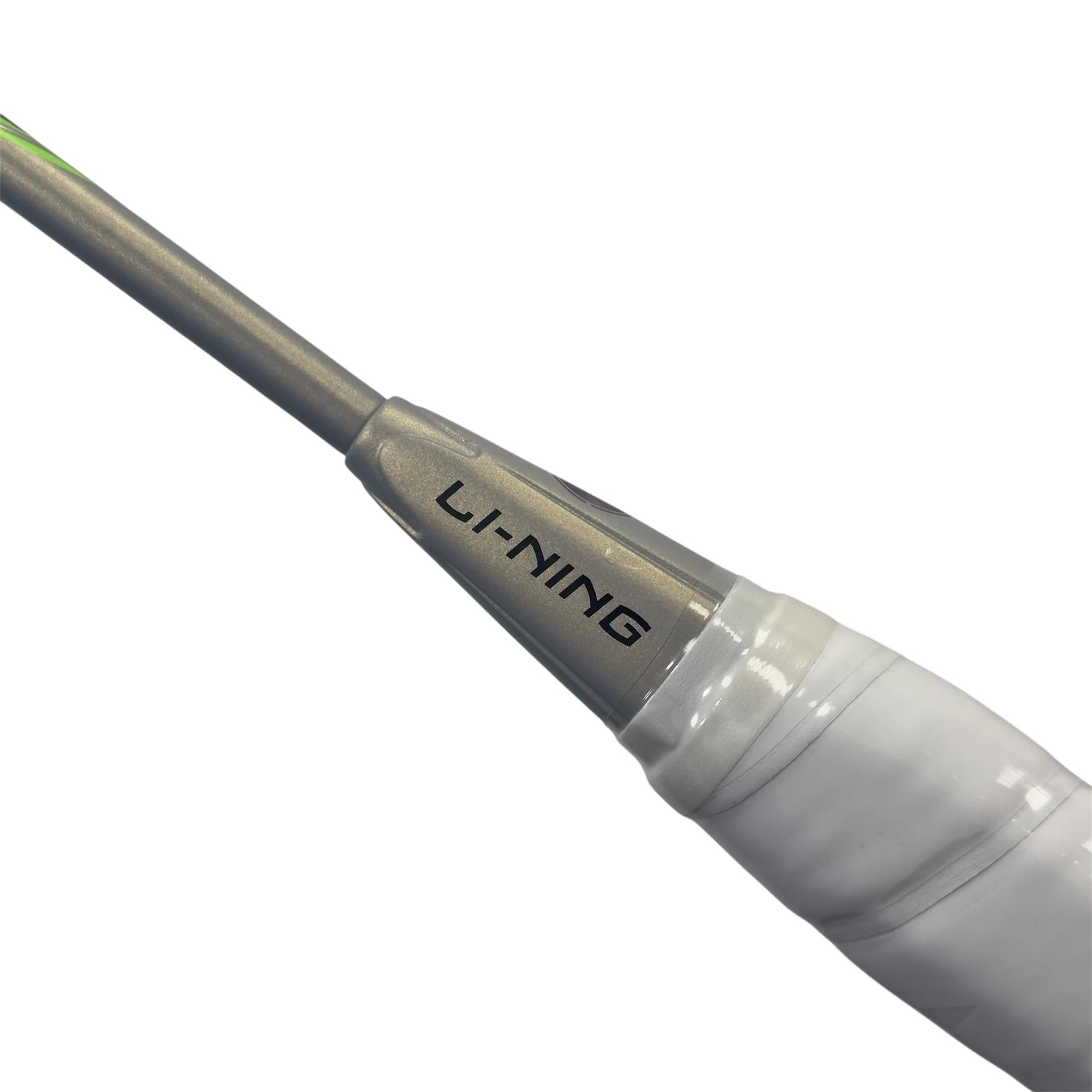 Close-up of the Li-Ning Halbertec 9000 Power Badminton Racket in Black/Silver, featuring a high-performance shaft with the "LI-NING" logo and a white-wrapped grip, highlighting its quality craftsmanship.