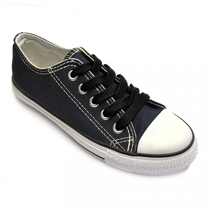 Product: Shoestring Flat 9mm Badminton Shoe Laces - Black 140cm by Shoestring.

Description: This stylish black low-top sneaker features contrasting white stitching and includes the sleek black 140cm Shoestring flat badminton laces. It showcases a classic white toe cap and a durable white rubber sole with an elegant textured edge, all viewed from an angle.