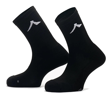 The Kanso Neo Pro Performance Crew Badminton Socks in black, with a white logo on the side, stand upright against a plain white backdrop. These athletic socks feature ribbed texture and ventilation channels for superior cushioning, perfect for active sports.